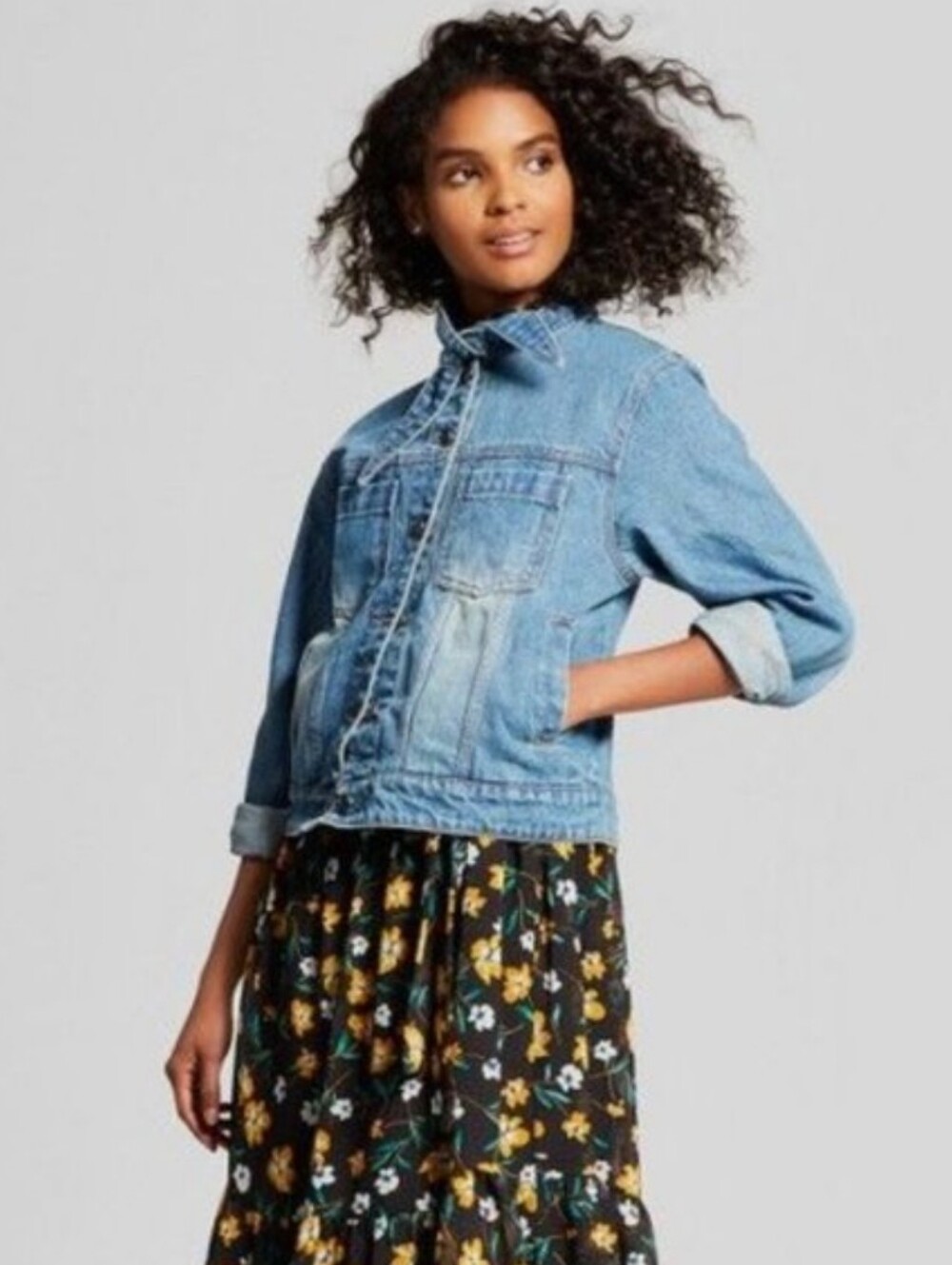 WHO WHAT WEAR Denim Jean Jacket Button Front & Cuffs Tie Collar 4 Pockets Sz LG